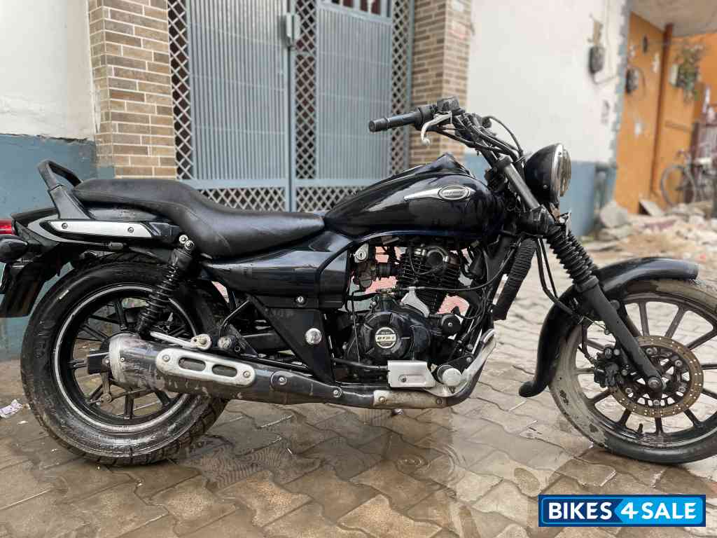 Bajaj Avenger Street 150