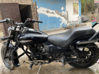 Bajaj Avenger Street 150