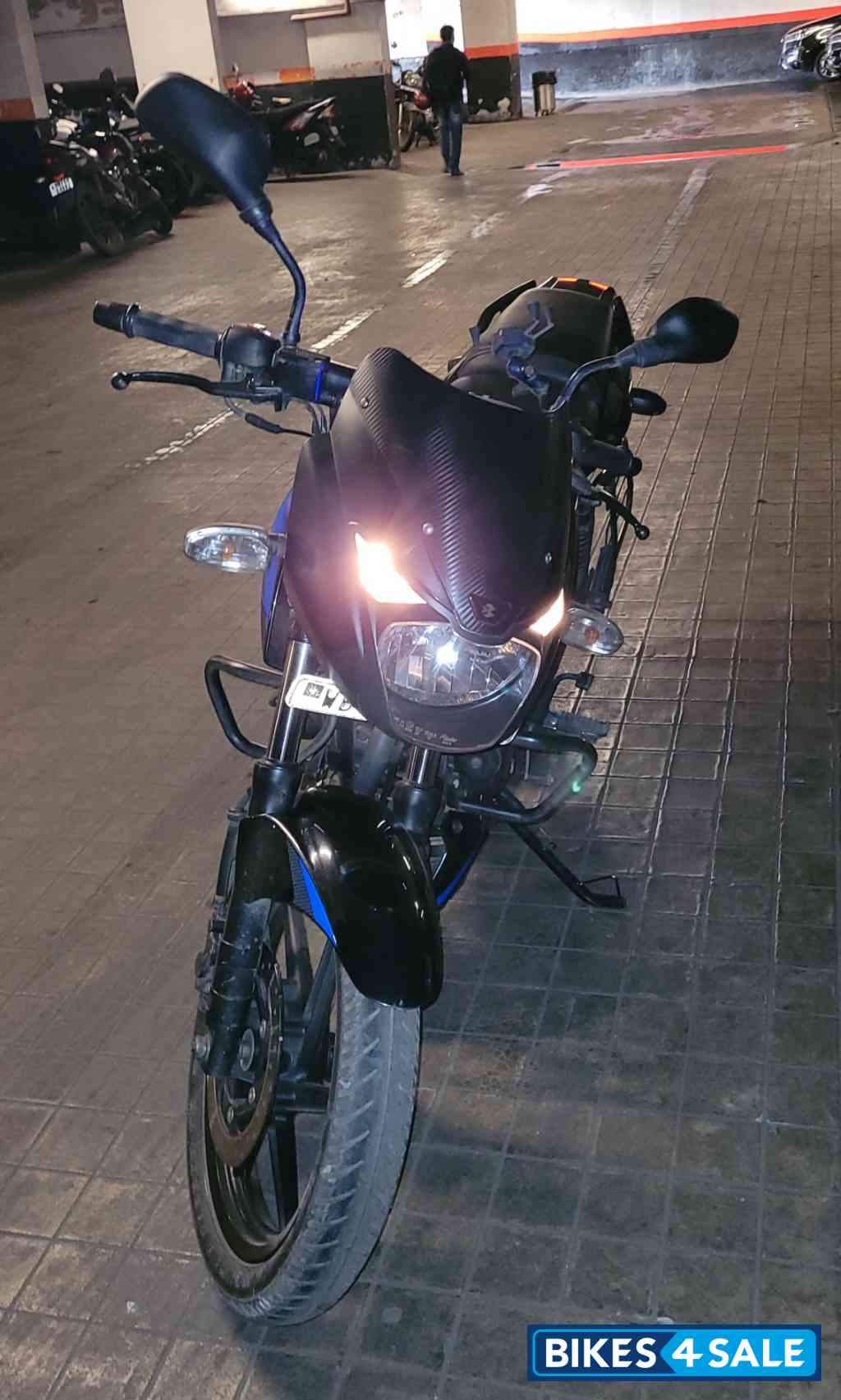 Blue Bajaj Pulsar 150 Twin Disc