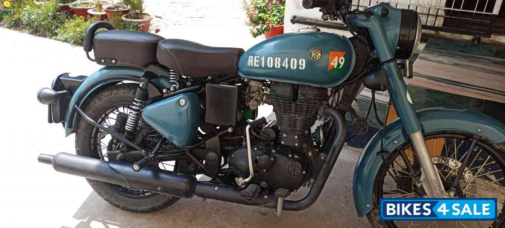 Air Borne Blue Royal Enfield Classic Signals Airborne Blue