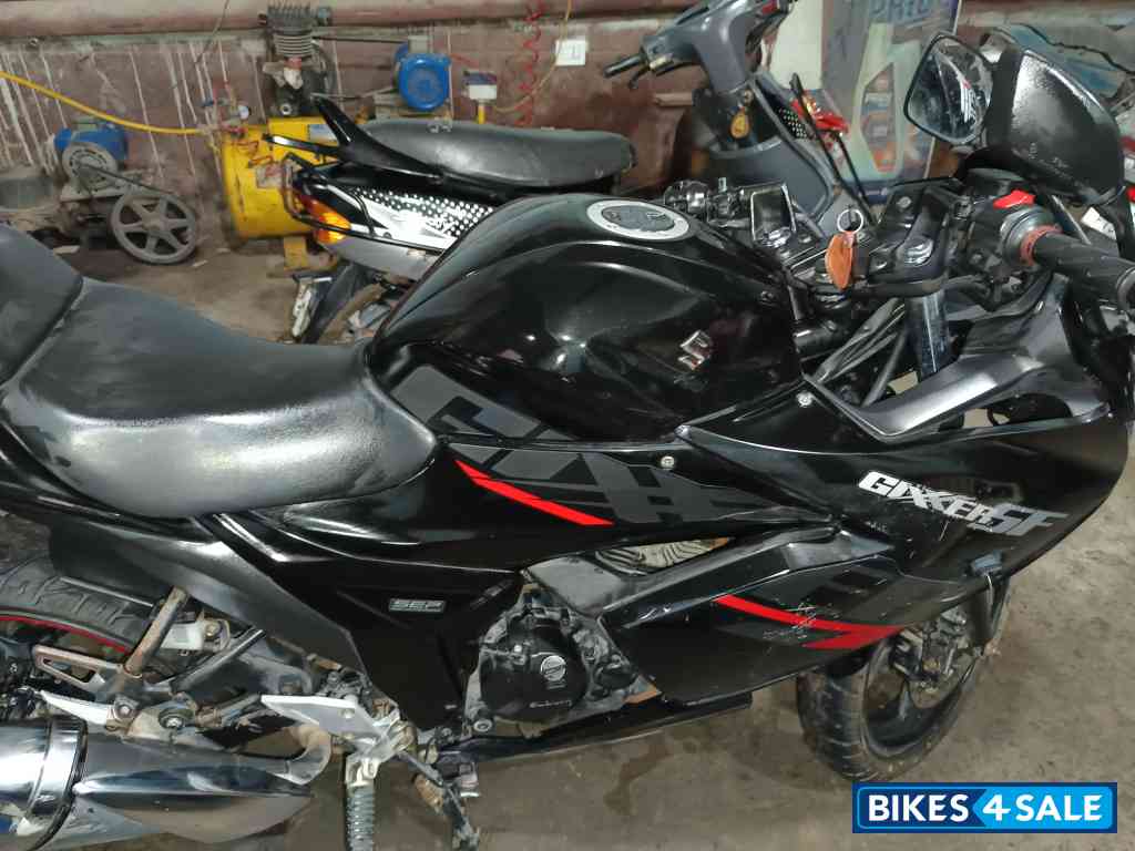 Suzuki Gixxer SF BS6