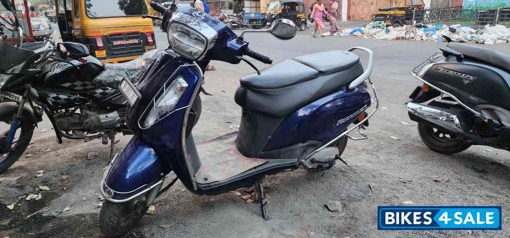 Dark Blue Suzuki Access 125 BS6