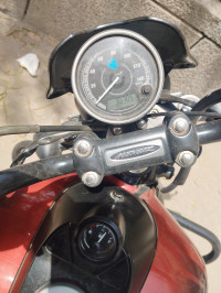Red Bajaj Avenger Street 160 BS6