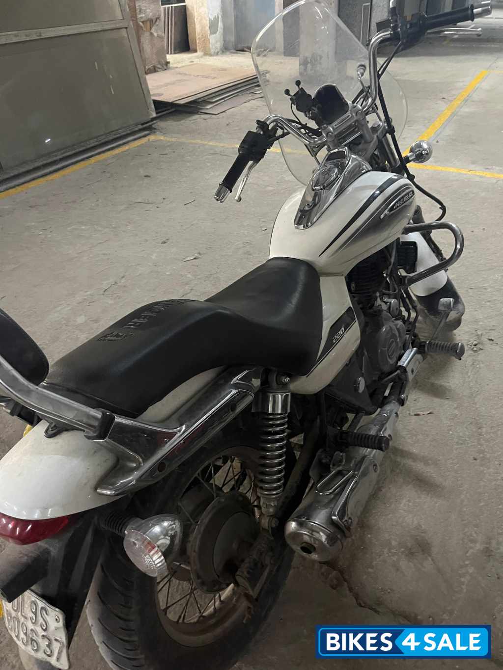 Bajaj Avenger Cruise 220 BS6