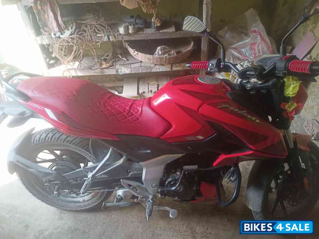 Bajaj Pulsar N150