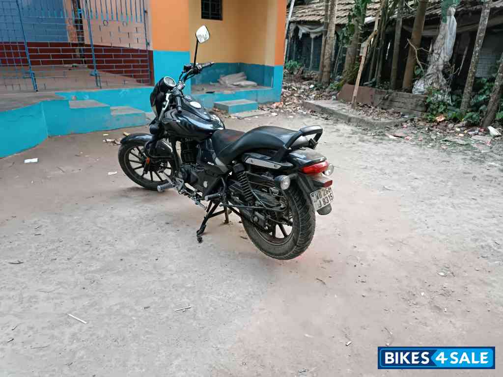 Bajaj Avenger Street 160
