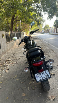 Black Bajaj Avenger Street 160 BS6