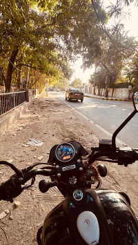 Black Bajaj Avenger Street 160 BS6