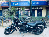 Black Bajaj Avenger Street 160 BS6