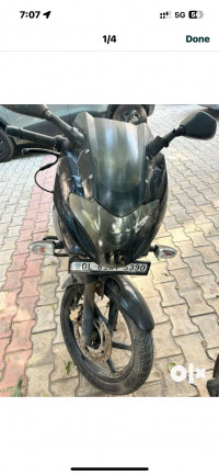 Bajaj Pulsar 220F 2011 Model