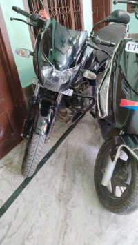 Bajaj Pulsar P150 Single Disc Single Seat