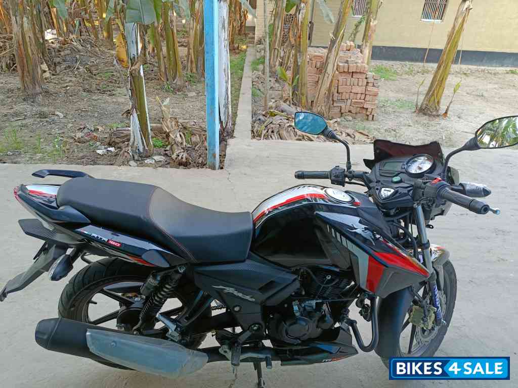 Black TVS Apache RTR 160 BS VI Black TVS Apache RTR 160 BS VI