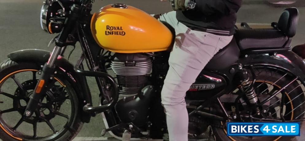Royal Enfield Meteor 350 Fireball