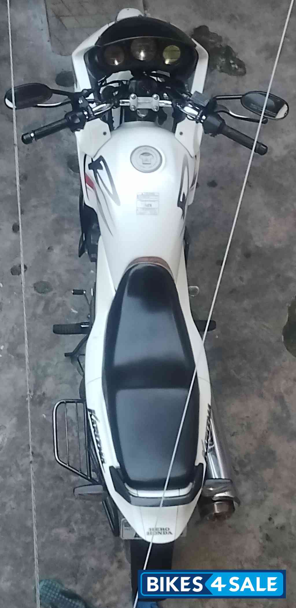 White (f W T) Hero Karizma R