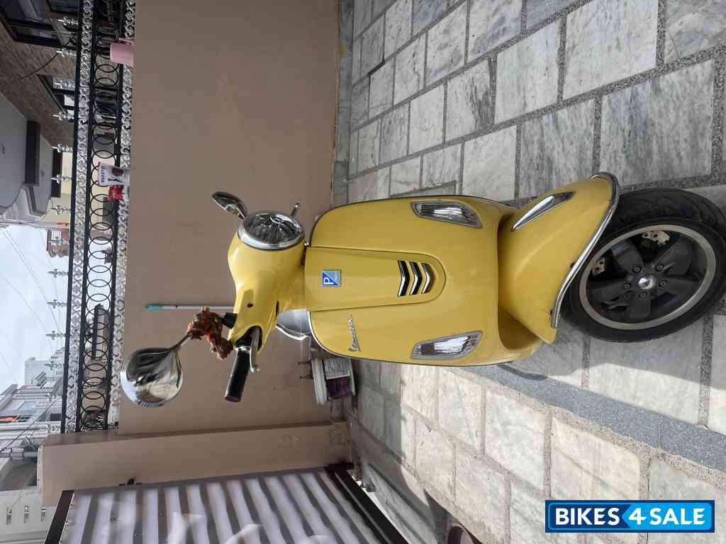 Vespa VXL 125 BS6