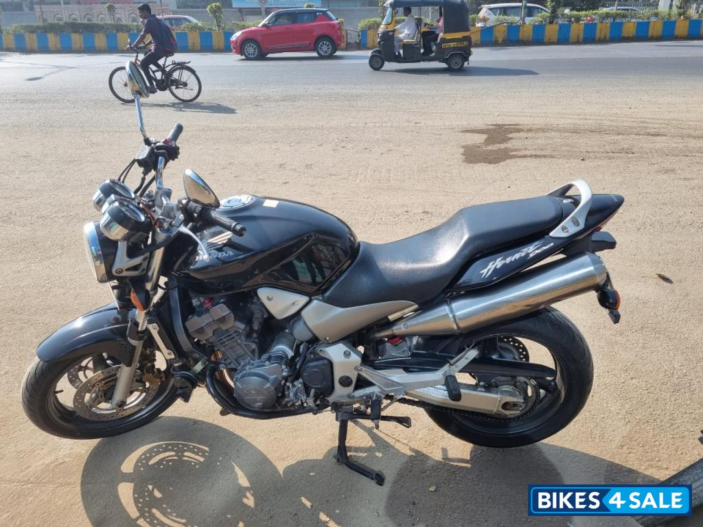 Black Honda CB Hornet CB 900