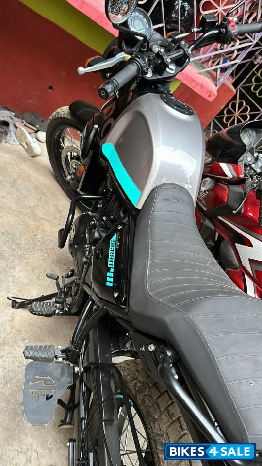 Silver Spirit Royal Enfield Scram 411