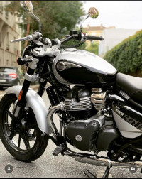 Intersteller Gray Royal Enfield  Super Meteor 650