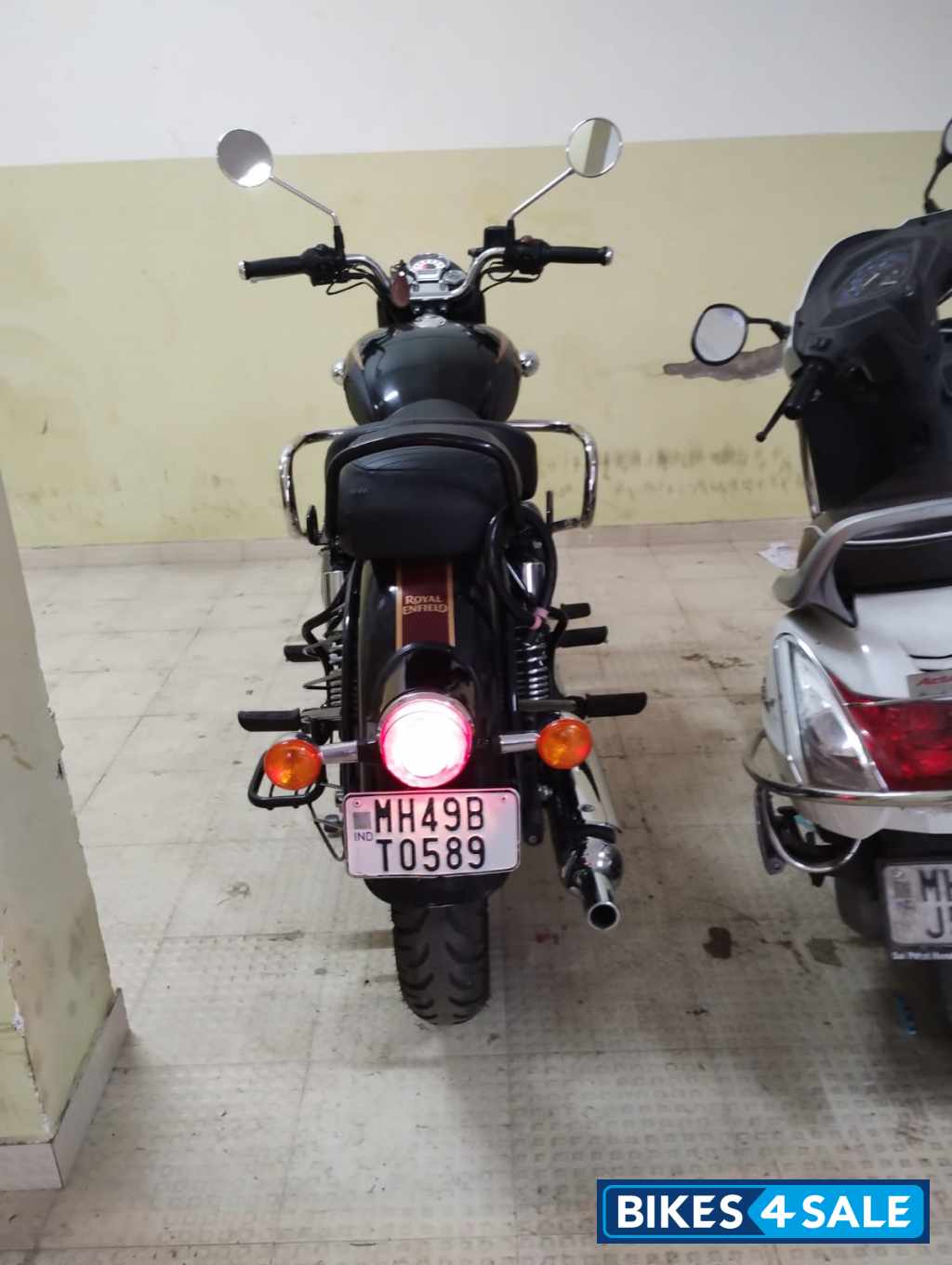 Halcyon Black Royal Enfield Classic 350 Dual Channel BS6