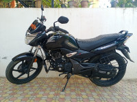 Black Honda Unicorn 160 BS6