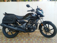 Black Honda Unicorn 160 BS6