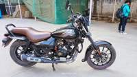 Black Bajaj Avenger Street 160 BS6