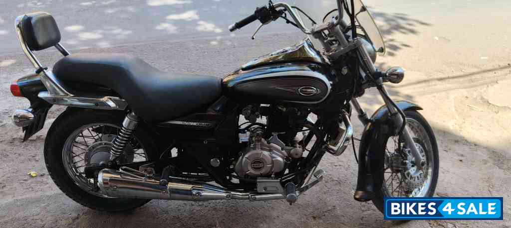 Bajaj Avenger Cruise 220 BS6