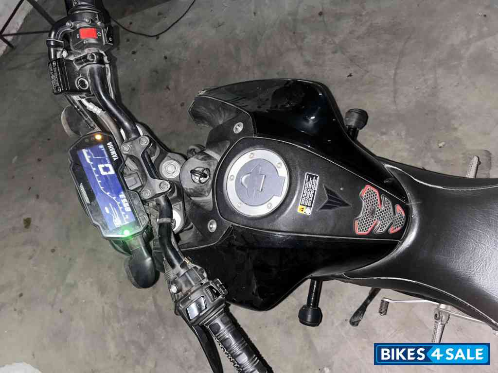 Black Mettalic X Yamaha MT-15 Ver 2.0