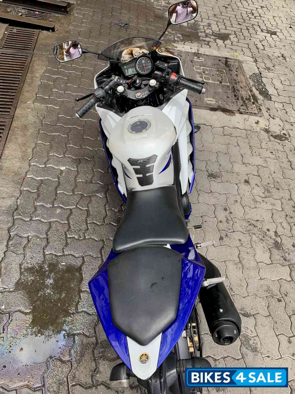 White And Blue Yamaha YZF R15 V2