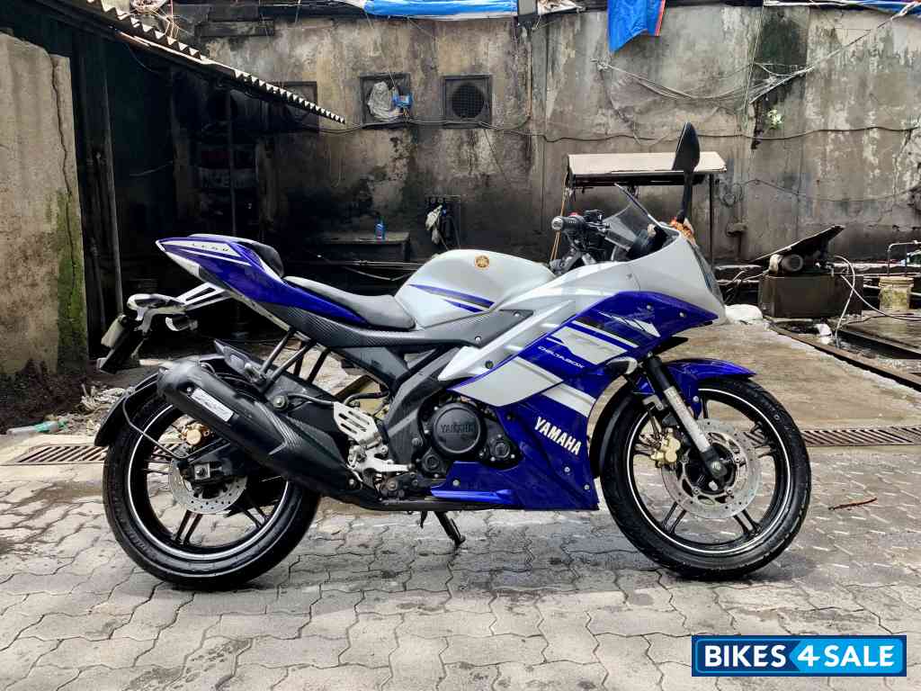 White And Blue Yamaha YZF R15 V2