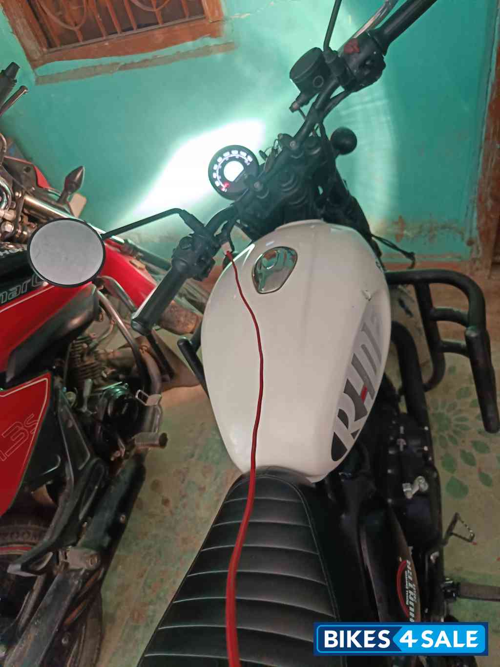 Royal Enfield Hunter 350 Metro