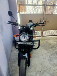 Royal Enfield Hunter 350 Retro 2023 Model