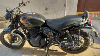 Royal Enfield Hunter 350 Retro