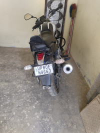 Blue And White Bajaj V15