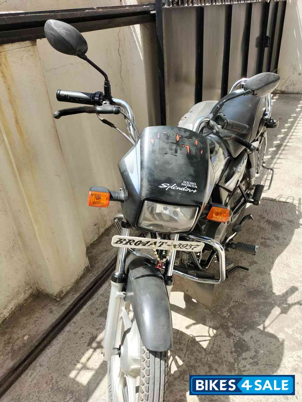 Black Blue Hero Splendor Plus