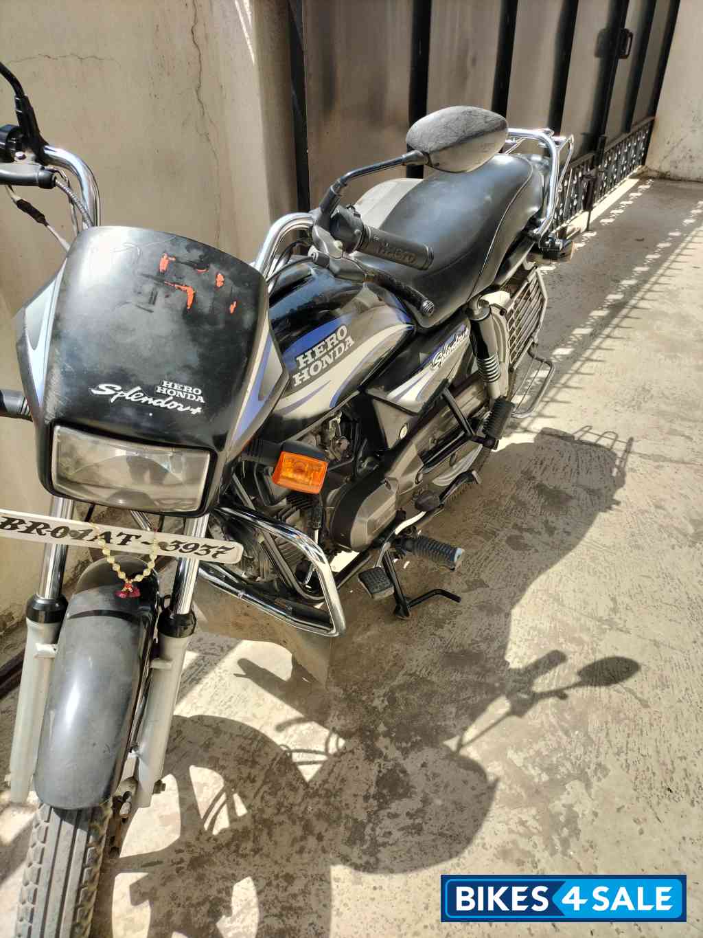 Black Blue Hero Splendor Plus