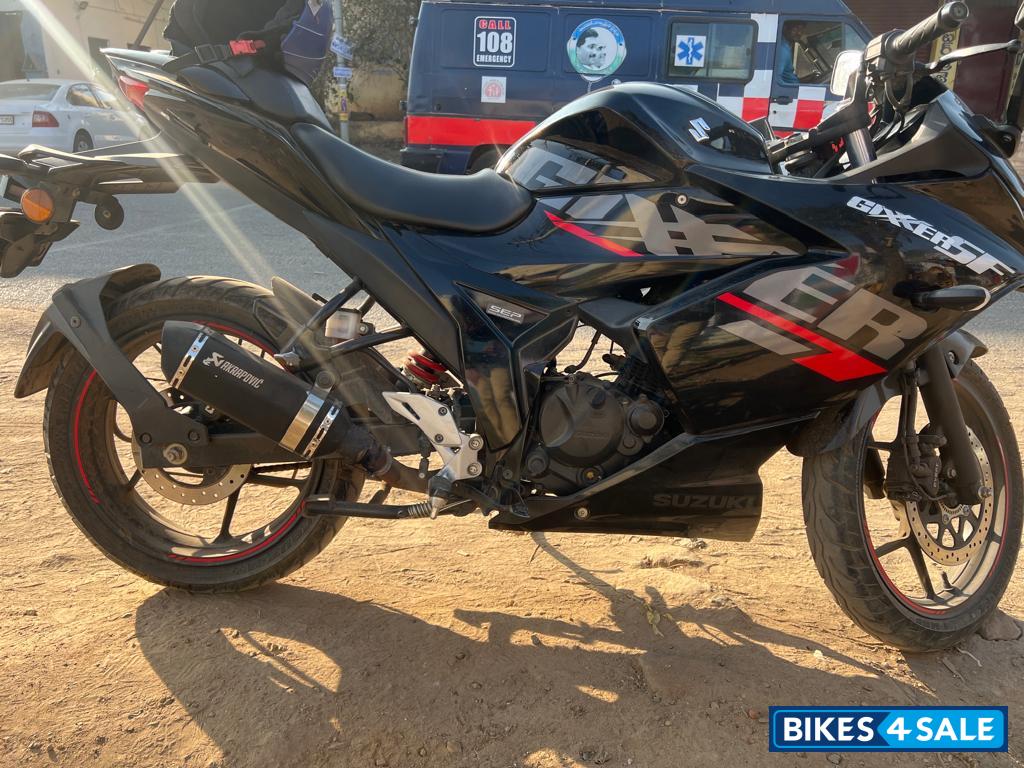 Suzuki Gixxer SF