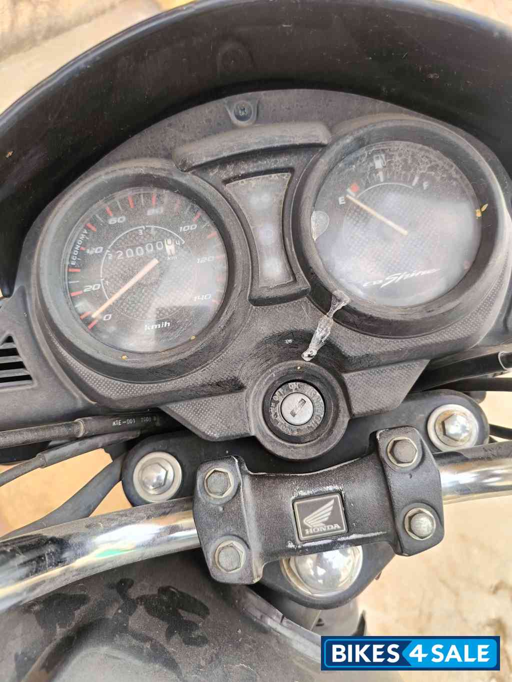 Black Honda CB Shine