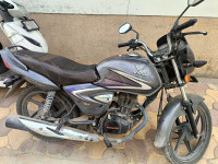 Black Honda CB Shine