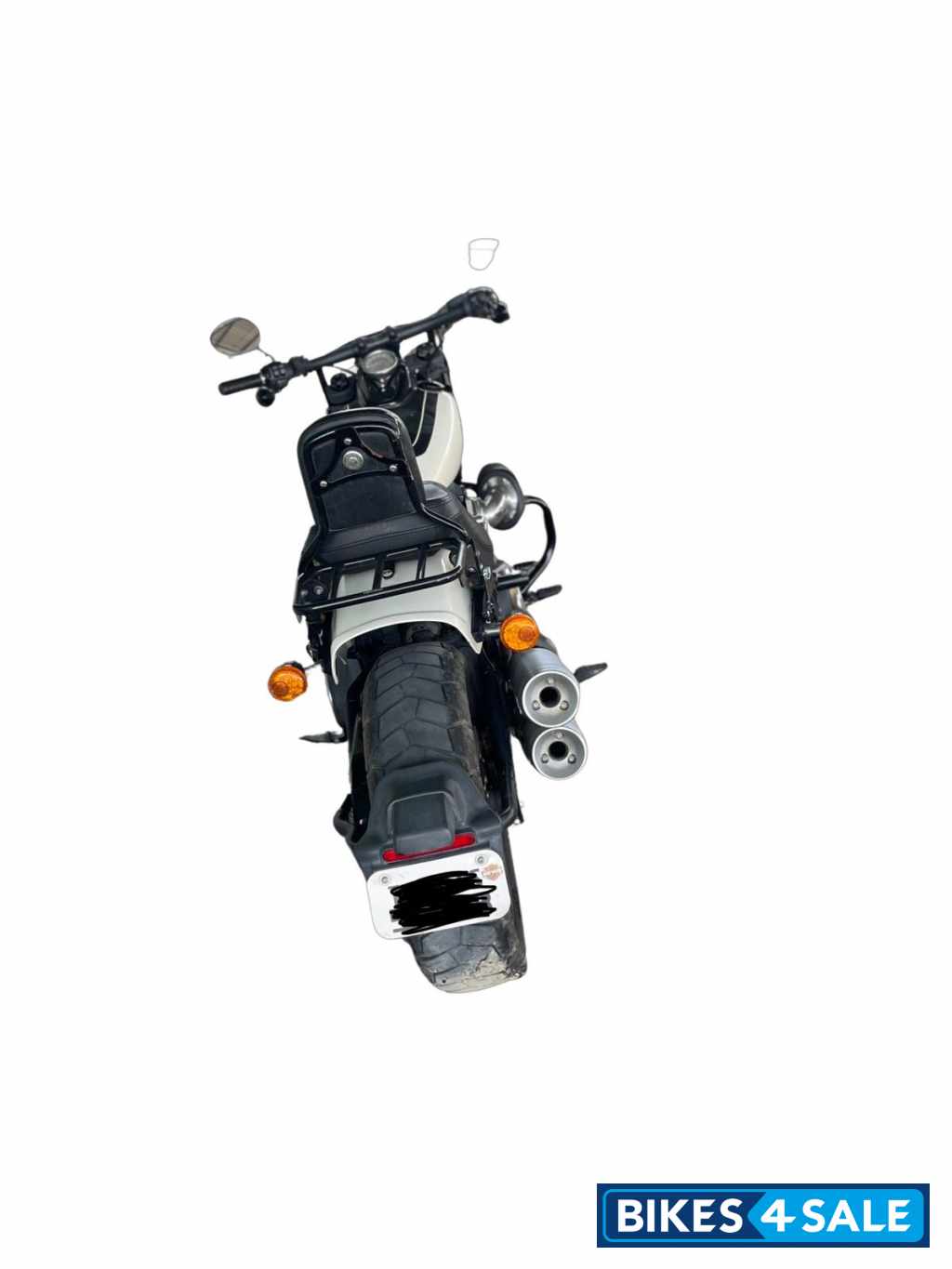 Salt White Harley Davidson Fat Bob