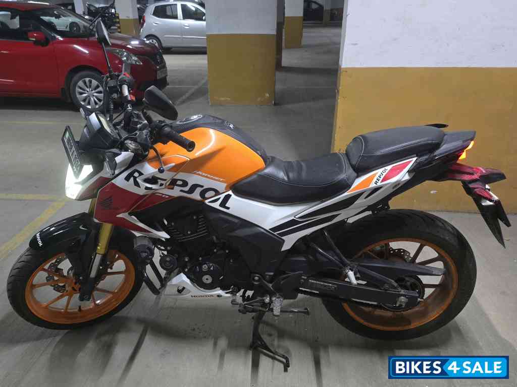 Honda Hornet 2.0 Repsol Edition Honda Hornet 2.0 Repsol Edition