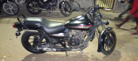 Bajaj Avenger Street 220