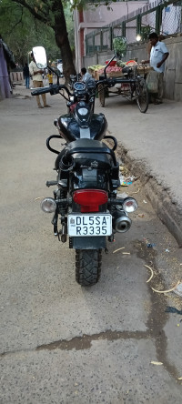 Bajaj Avenger Street 220