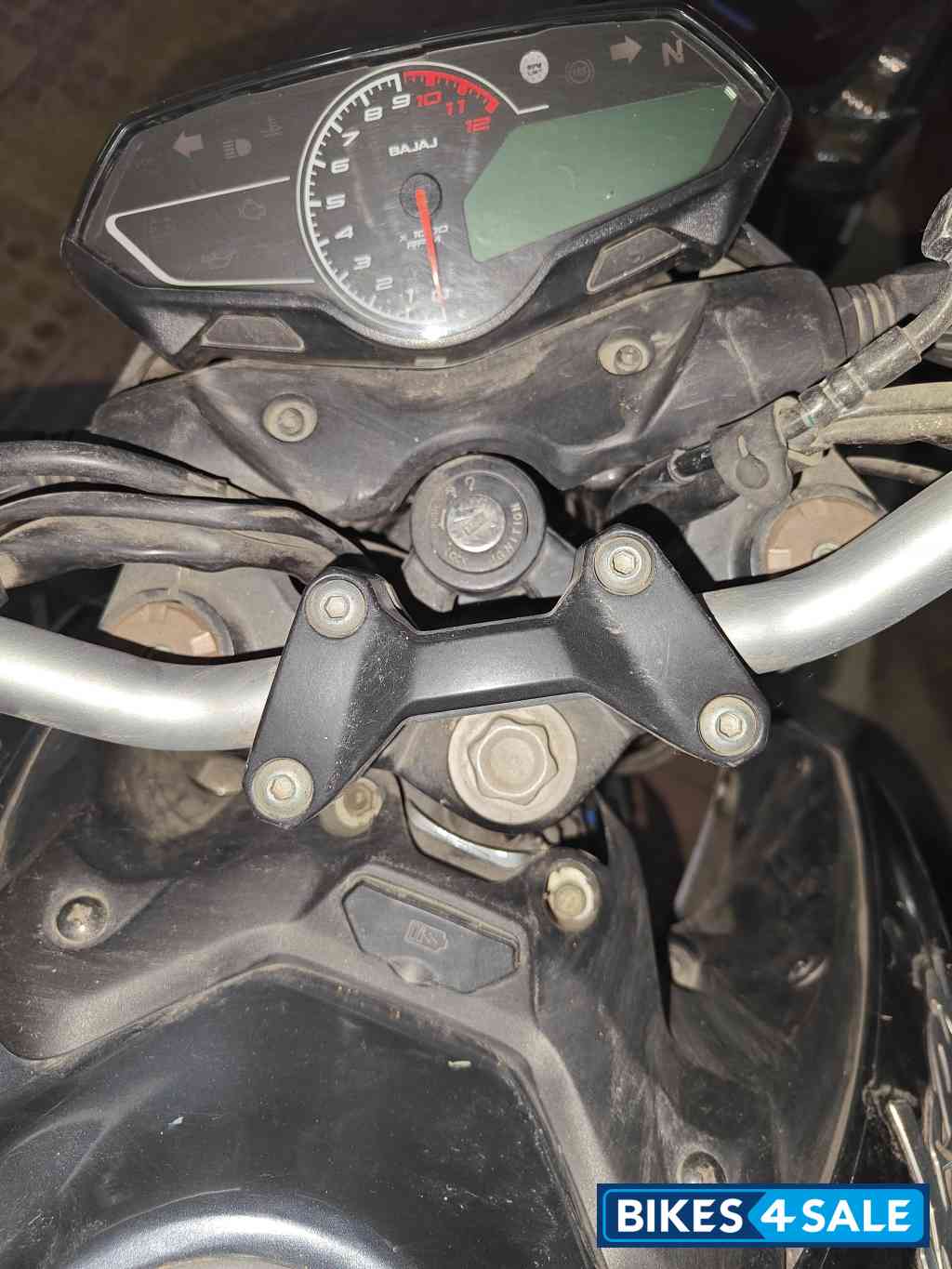 Black Bajaj Pulsar N250