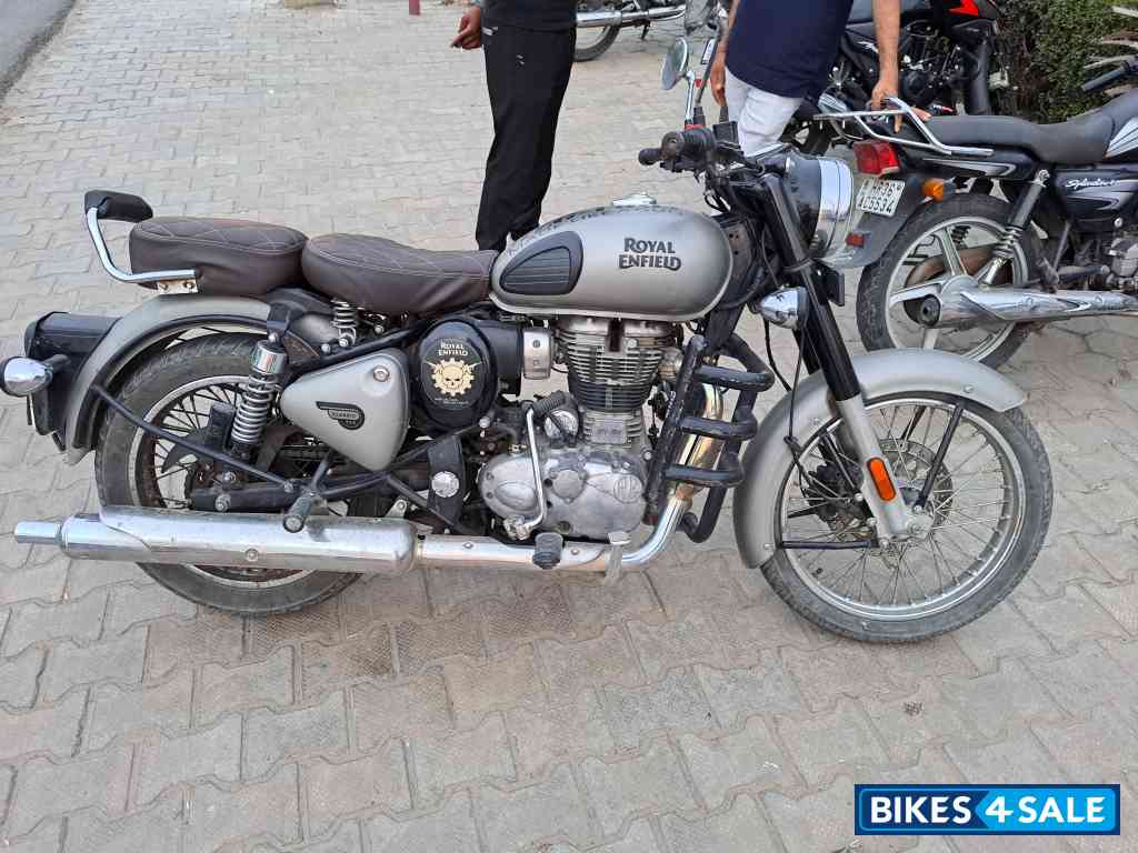 Royal Enfield Classic 350 BS VI