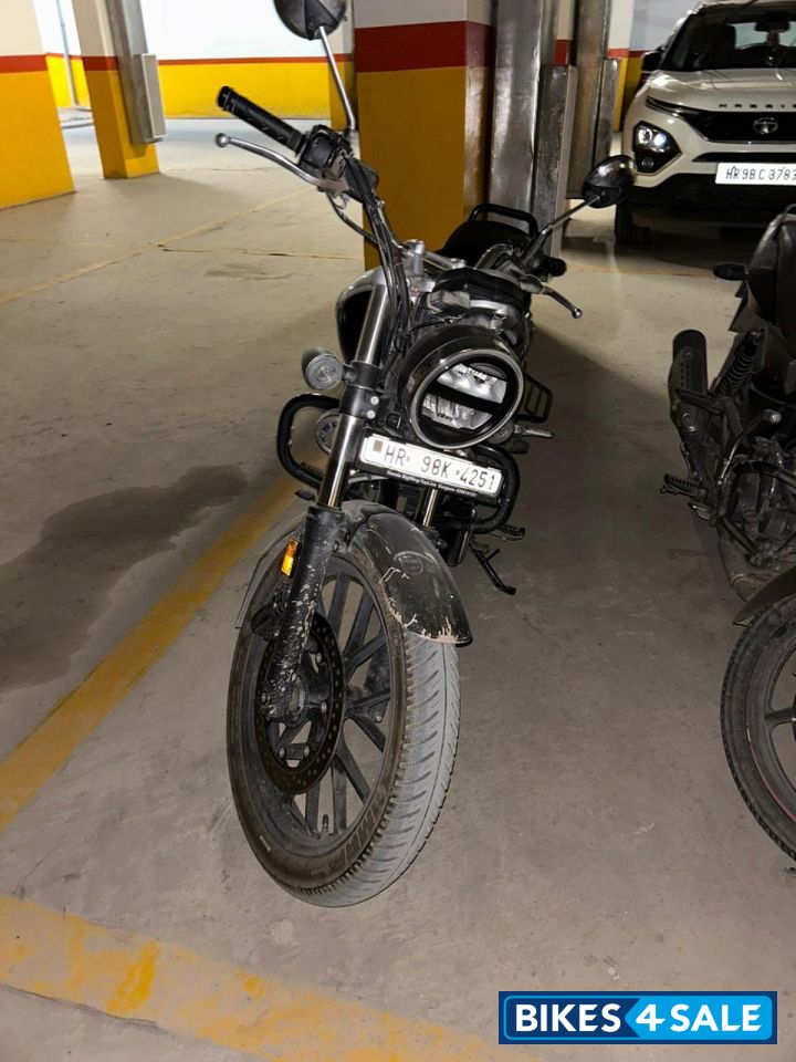 Honda 2023 CB350 Hness DLX Pro Chrome