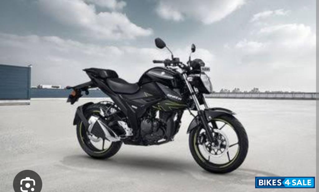 Suzuki Gixxer SF Fi