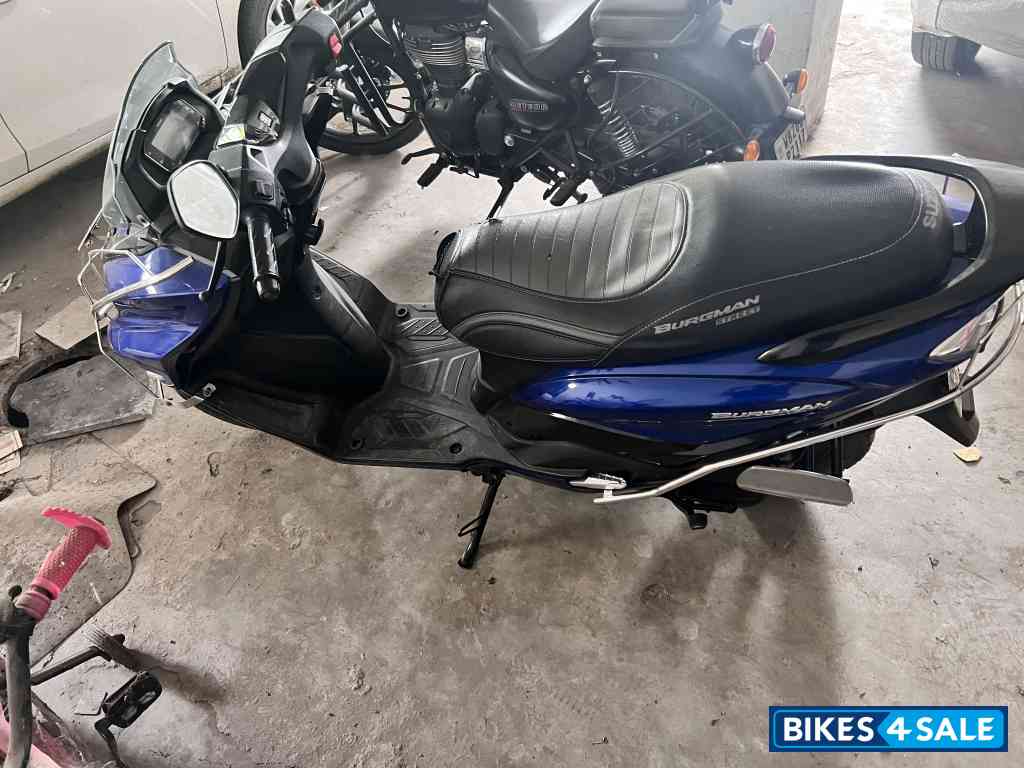 Suzuki Burgman Street