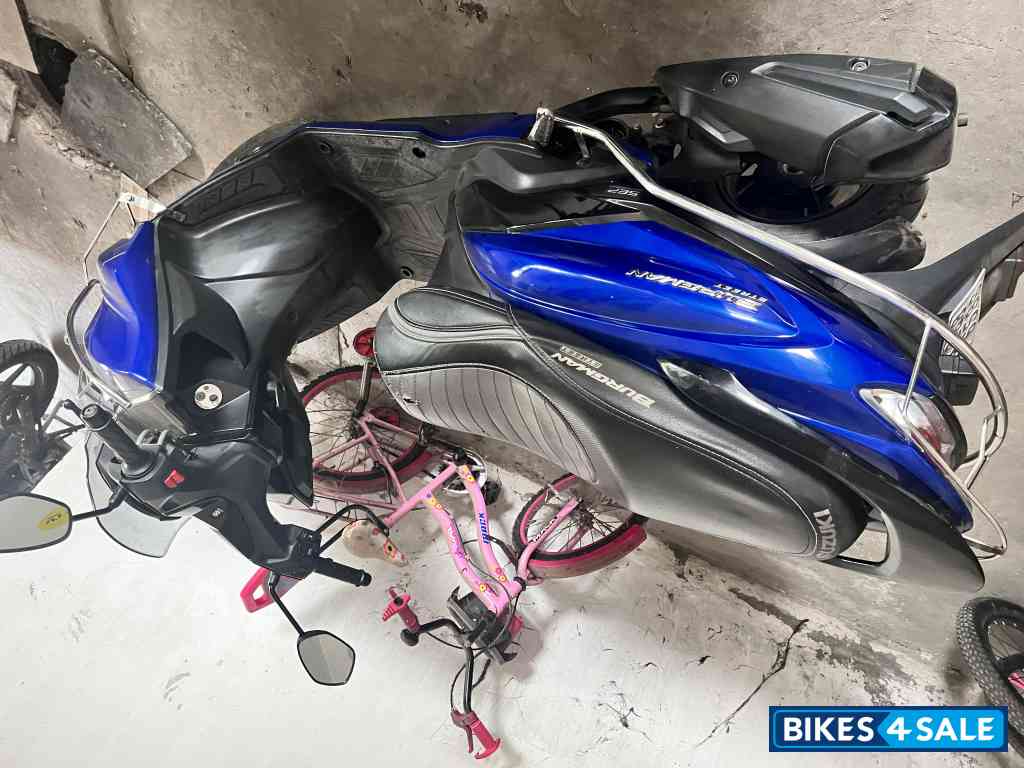 Suzuki Burgman Street