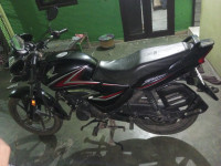 Black Honda Shine 125